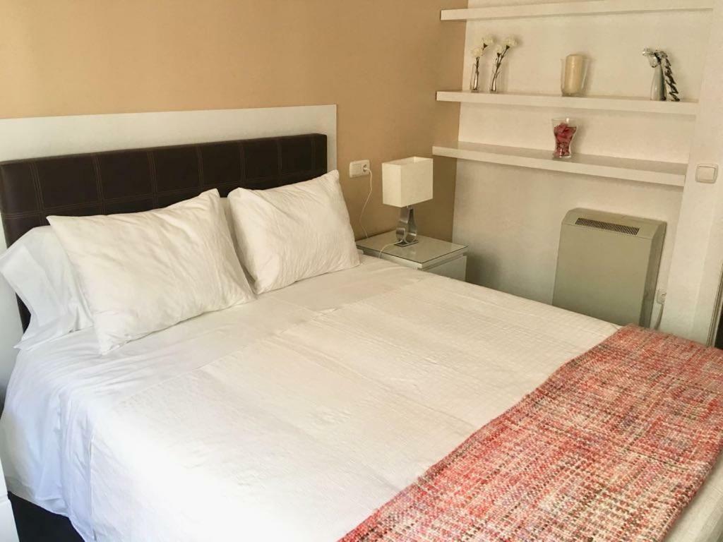 Apartamentos Triacastela 산티아고데콤포스텔라 외부 사진